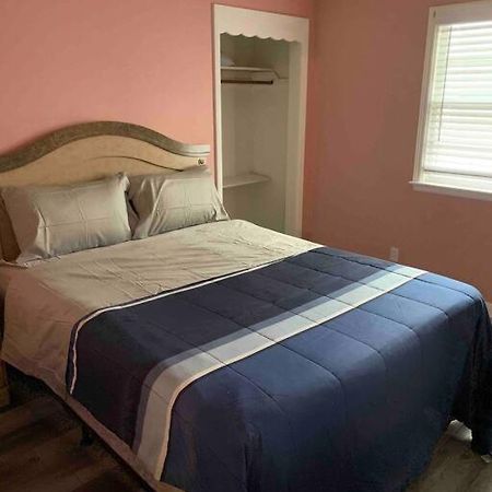Remodeled House Minutes To Falls Attractions Villa Niagara Falls Exterior photo