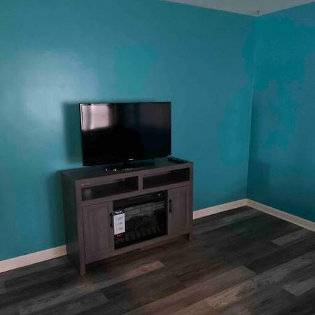 Remodeled House Minutes To Falls Attractions Villa Niagara Falls Exterior photo