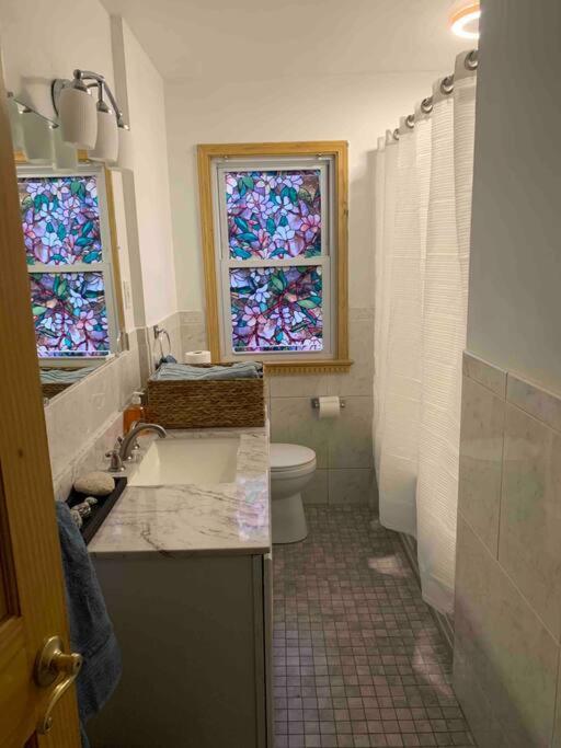 Remodeled House Minutes To Falls Attractions Villa Niagara Falls Exterior photo